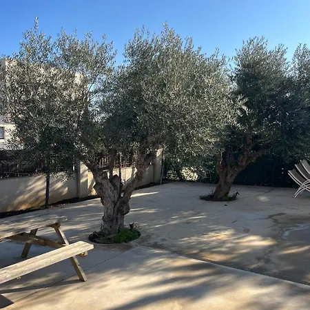 Casa Con Piscina Zona Golf *
